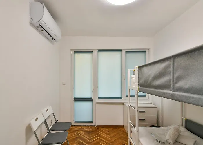 3br With Parking Nearby Opera Appartamento Varna