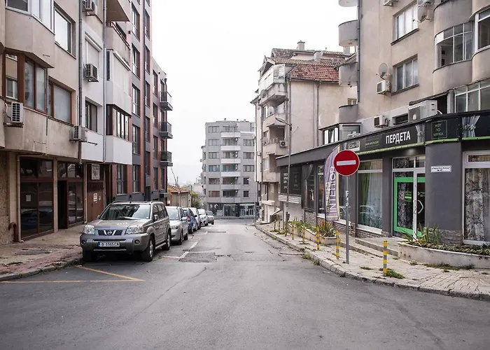 Appartamento 3br With Parking Nearby Opera